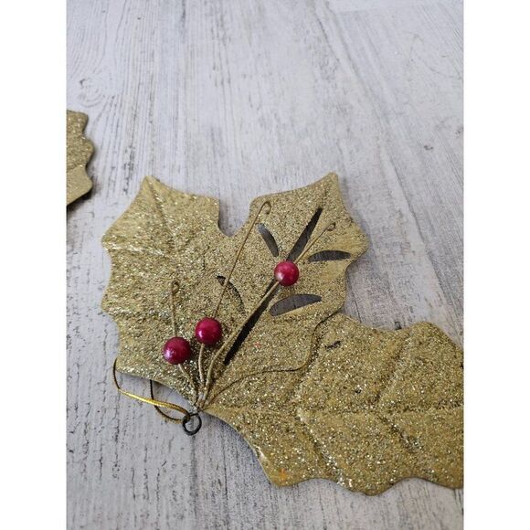 Metal gold poinsettia plant leaf ornament Xmas tree vintage - Picture 2 of 4